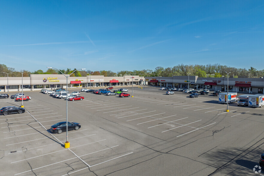 8204-8260 23 Mile Rd, Shelby Township, MI à louer - Photo principale – Image 1 sur 6