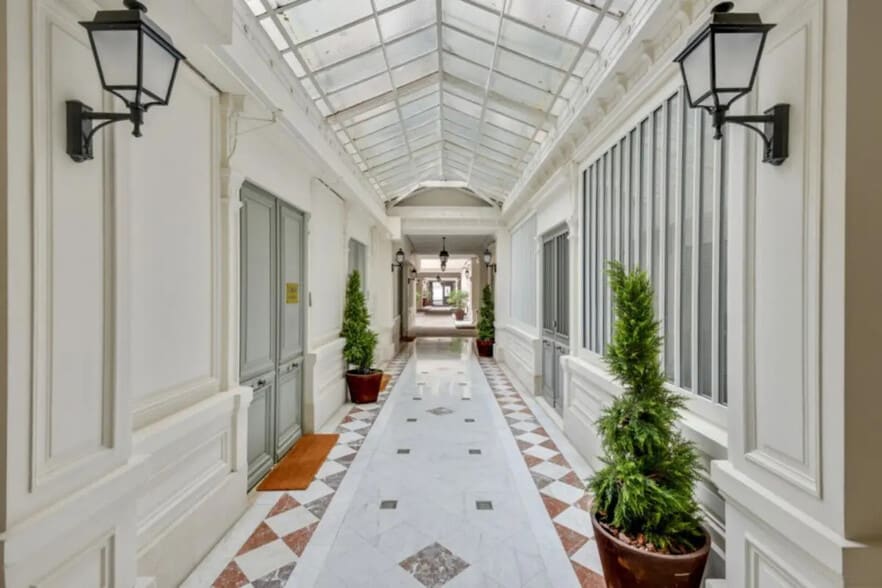 Local commercial dans Paris à vendre - Photo de l’immeuble – Image 3 sur 8