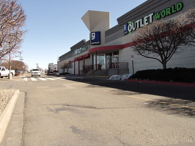 13280-13600 E Mississippi Ave, Aurora, CO à louer - Photo de l’immeuble – Image 2 sur 2