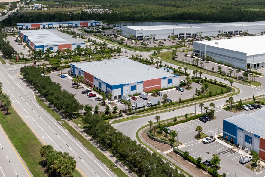 16200 Parallel, Fort Myers, FL à louer - Aérien – Image 3 sur 6