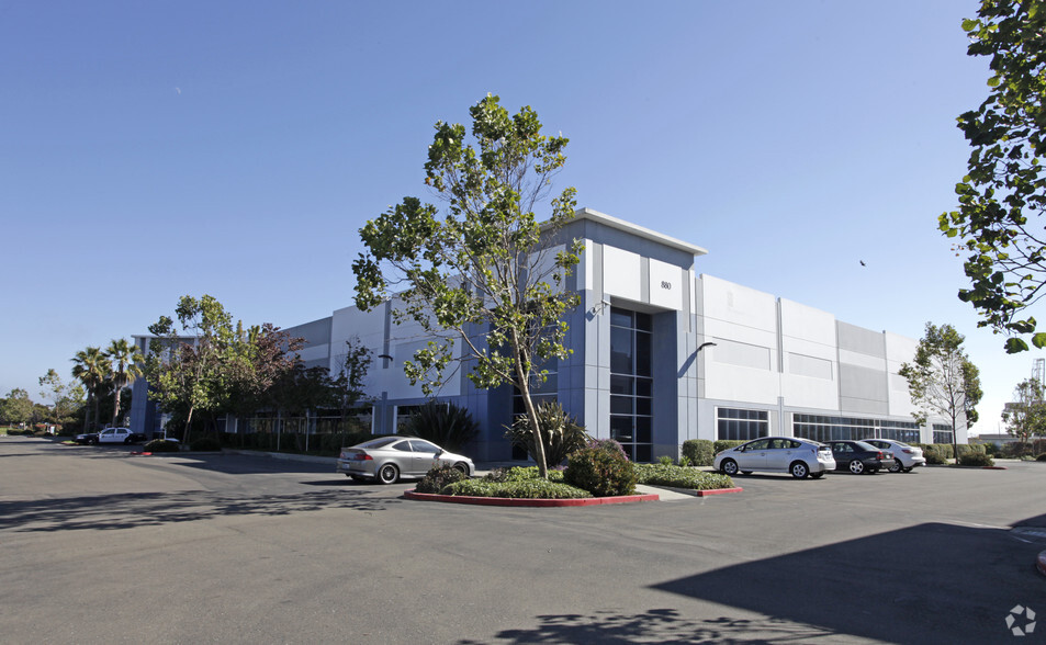 880 Harbour Way S, Richmond, CA à louer - Photo principale – Image 1 sur 5