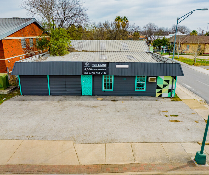1422 S Saint Marys St, San Antonio, TX à louer - Photo de l’immeuble – Image 3 sur 22