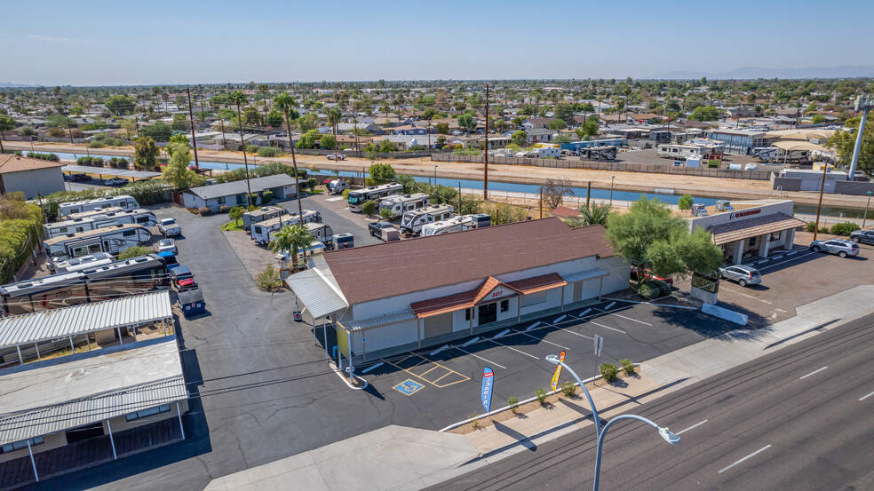 2217 E Main St, Mesa, AZ à louer - Photo de l’immeuble – Image 3 sur 29