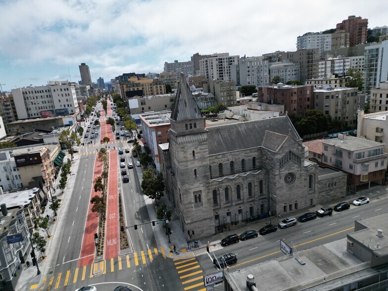 2151 Van Ness Ave, San Francisco, CA à louer - Photo de l’immeuble – Image 3 sur 6
