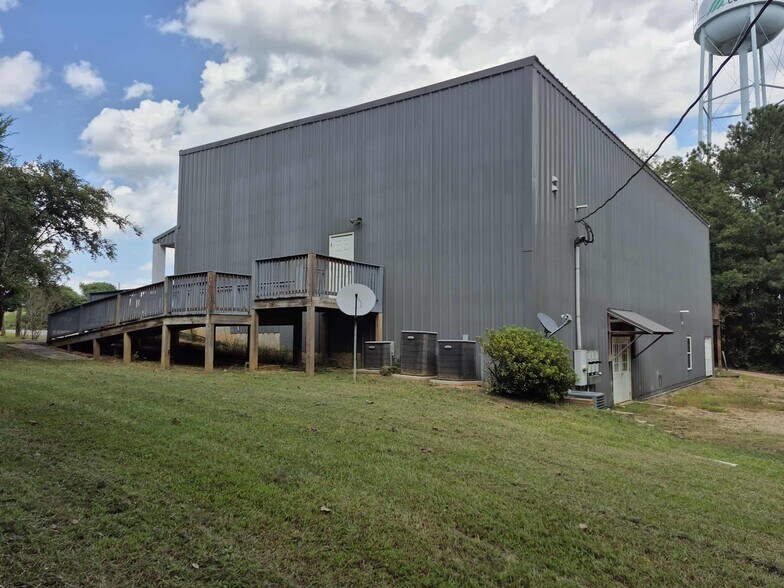 320 Mill Creek Dr, Hull, GA à louer - Photo de l’immeuble – Image 3 sur 10