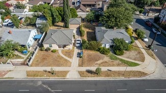 Plus de détails pour 14005 Victory Blvd, Van Nuys, CA - Logement à vendre