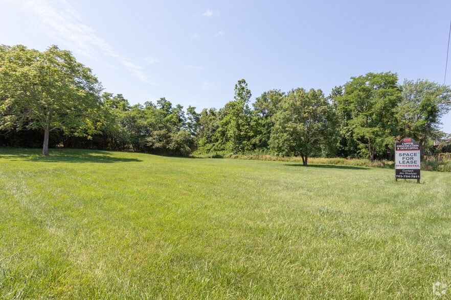 8463 W Main St, Marshall, VA à louer - Photo de l’immeuble – Image 1 sur 1