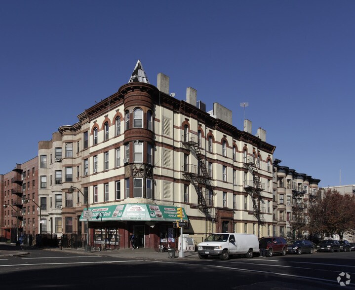 975 Saint Marks Ave, Brooklyn, NY à vendre - Photo principale – Image 1 sur 3