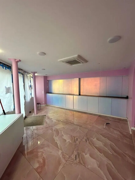 Local commercial dans Saint-Mandé à louer - Photo de l’immeuble – Image 2 sur 6