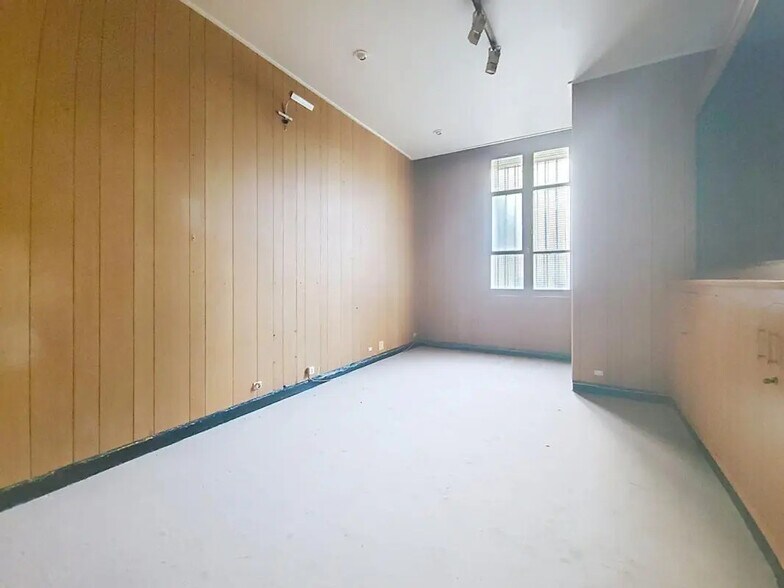Bureau dans Paris à vendre - Photo de l’immeuble – Image 3 sur 4