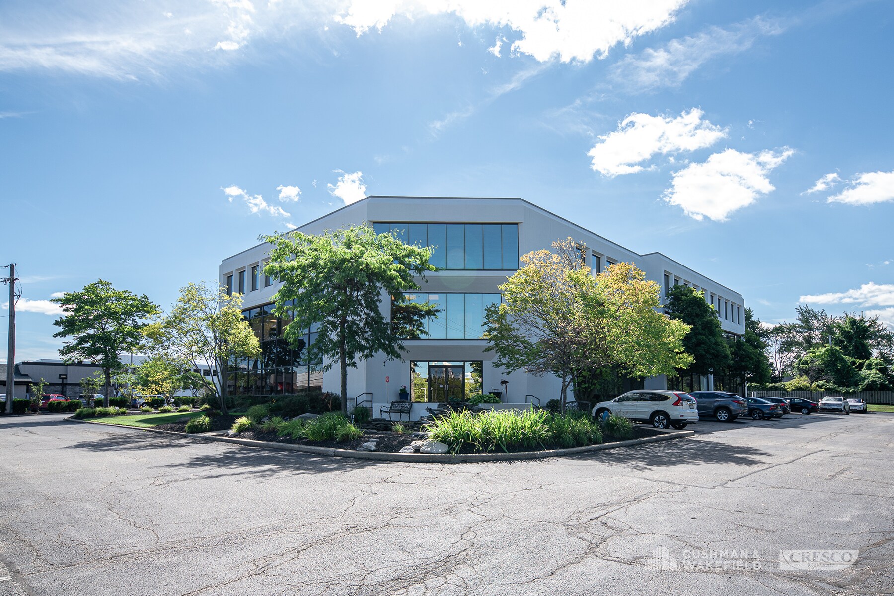25200 Chagrin Blvd, Beachwood, OH à louer Photo principale– Image 1 sur 12