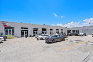 Plus de détails pour 350 NE 75th St, Miami, FL - Bureau à louer