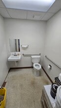 7640 N Wickham Rd, Melbourne, FL à louer Photo intérieure– Image 2 sur 3