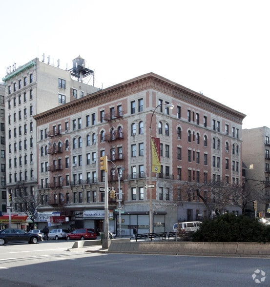 559 W 156th St, New York, NY à vendre - Photo principale – Image 1 sur 4