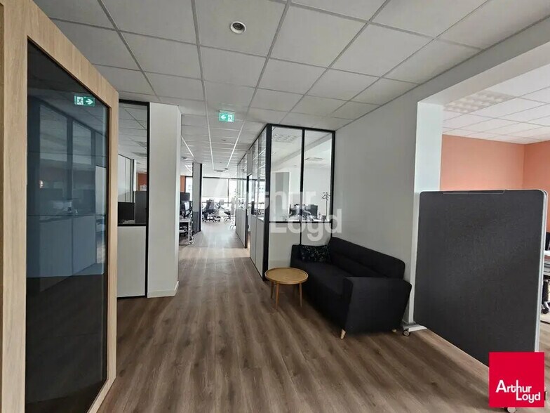 Bureau dans Angers à louer - Photo de l’immeuble – Image 2 sur 2