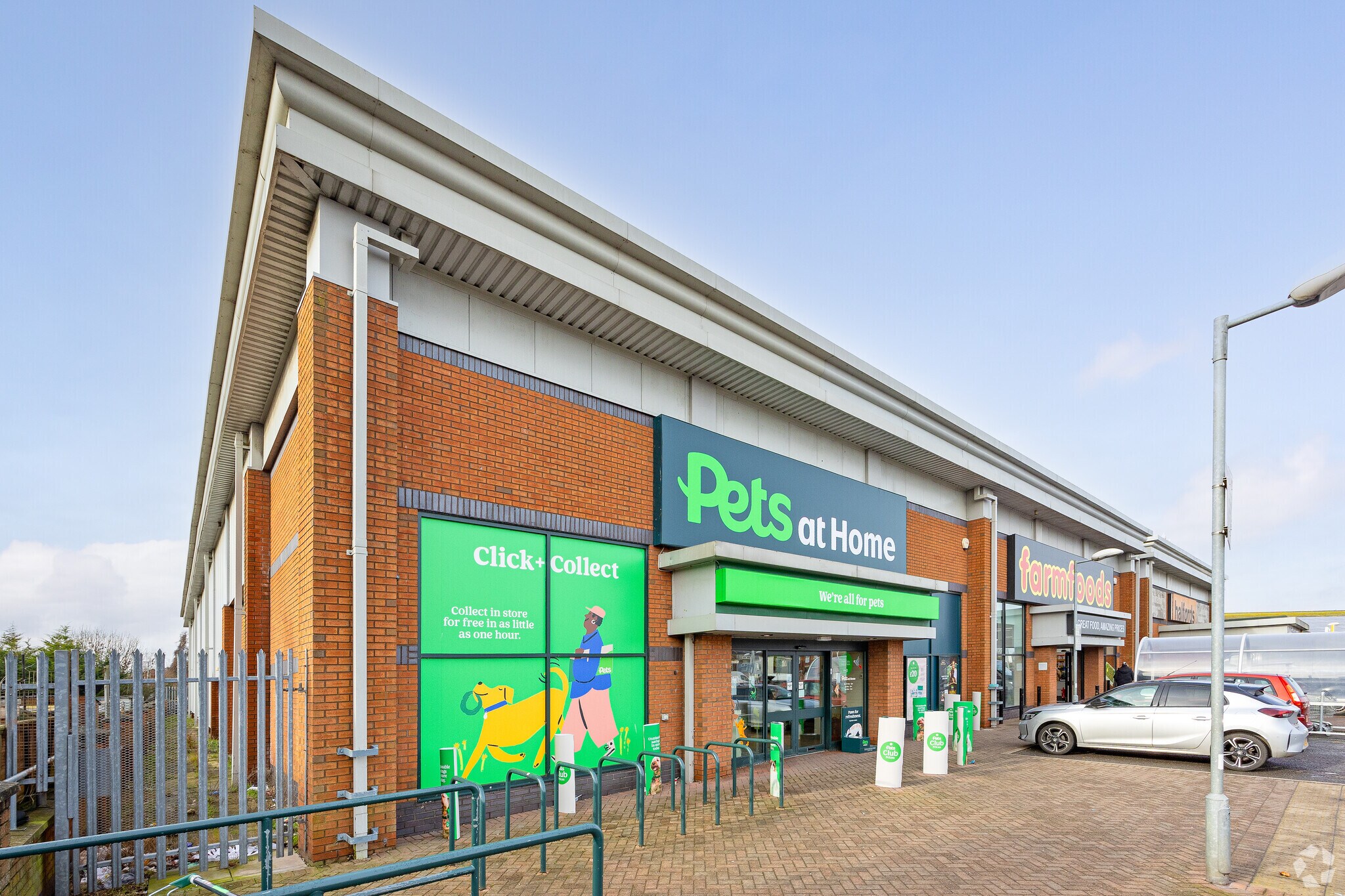 Queen Street Retail Park portefeuille de 3 biens à vendre sur LoopNet.fr Photo principale– Image 1 sur 5