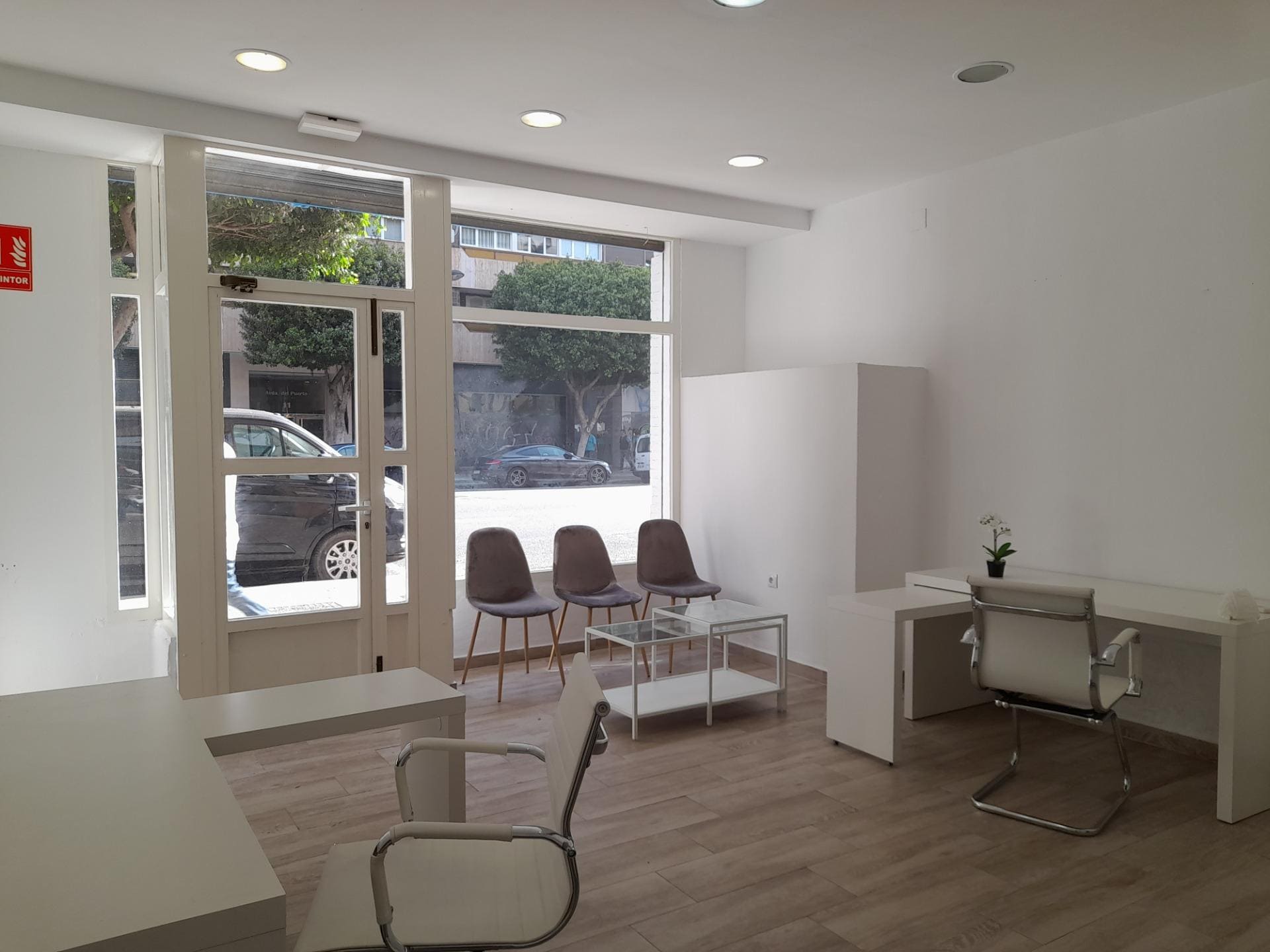 Local commercial dans València, Valencia à louer Photo intérieure– Image 1 sur 14