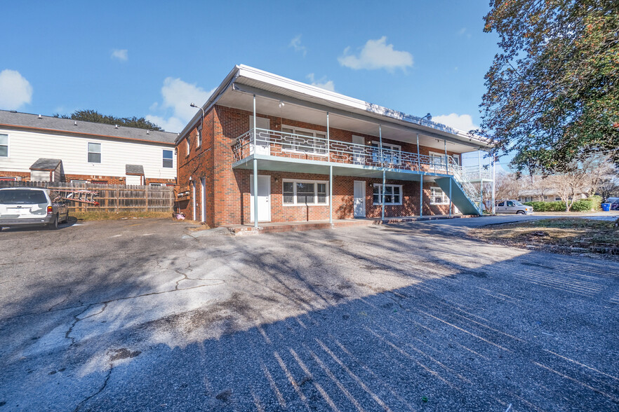 9619 Capeview Ave, Norfolk, VA à vendre - Photo de l’immeuble – Image 2 sur 8