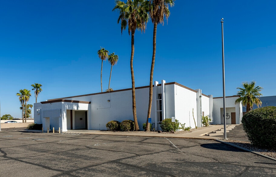 12649 N 105th Ave, Sun City, AZ à louer - Photo principale – Image 1 sur 2