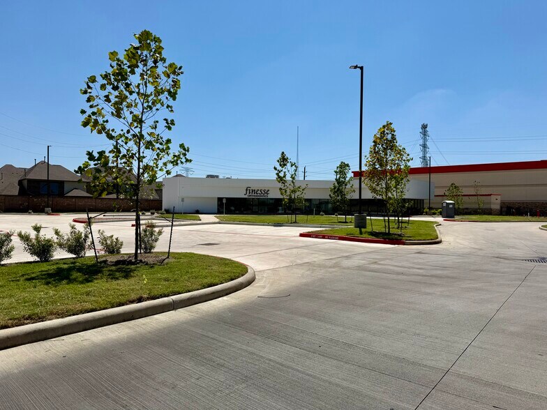 20619 Miramesa Dr, Cypress, TX à louer - Photo de l’immeuble – Image 3 sur 6