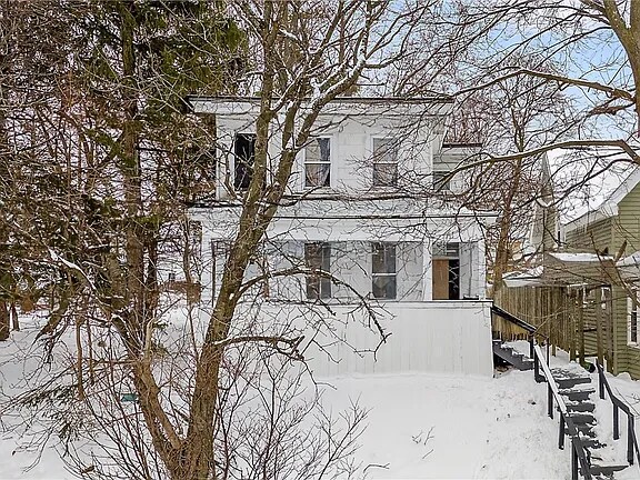 306 Shuart Ave, Syracuse, NY à vendre - Photo principale – Image 1 sur 18
