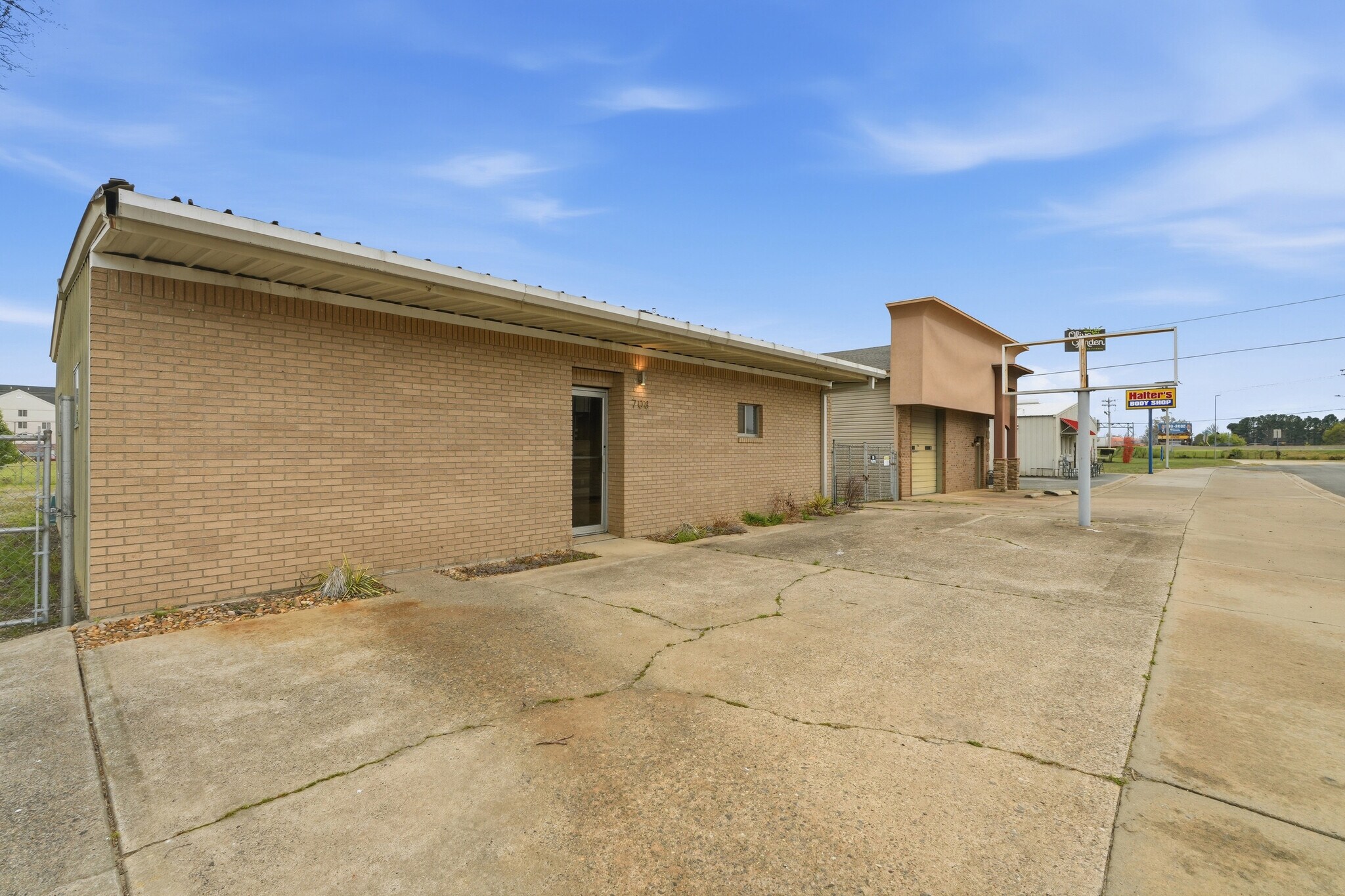 708 Museum Rd, Conway, AR à louer Photo principale– Image 1 sur 14