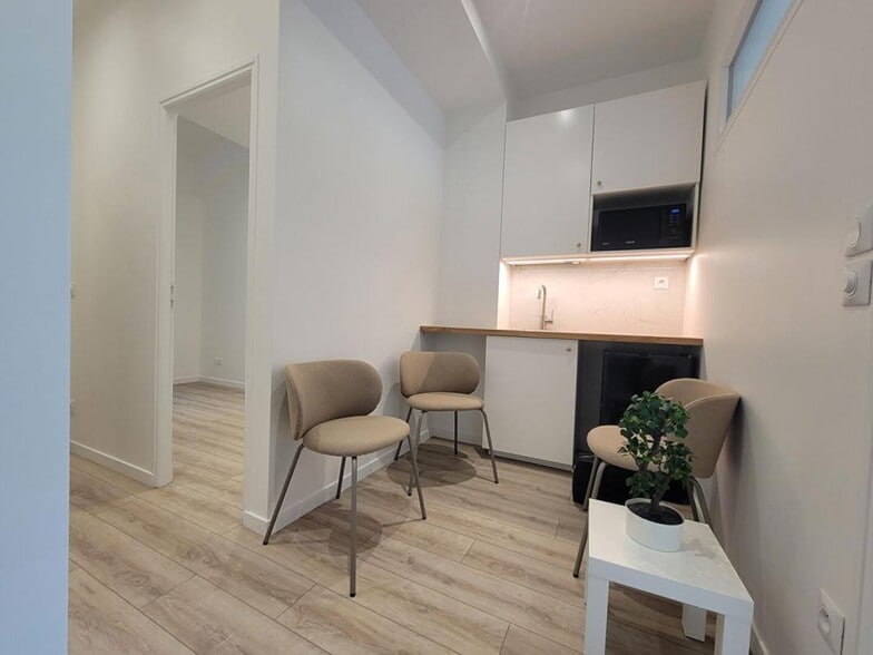 Bureau dans Paris à louer - Photo de l’immeuble – Image 2 sur 4