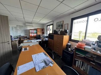 Plus de détails pour Bureau à vendre