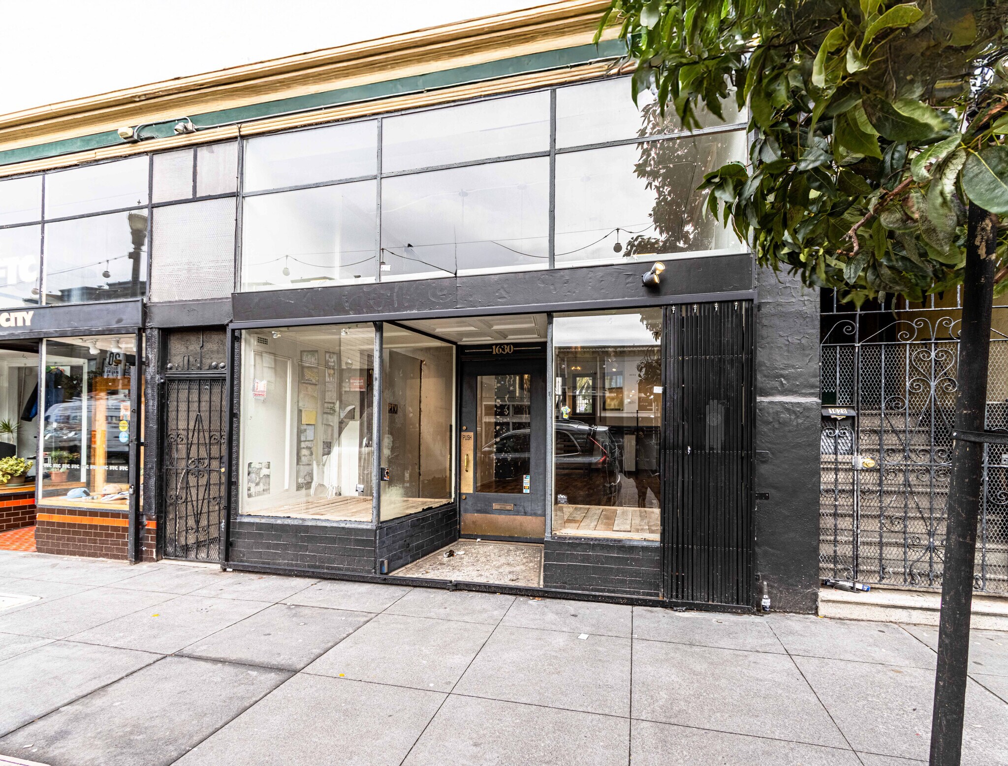 1630 Haight St, San Francisco, CA à louer Photo de l’immeuble– Image 1 sur 4