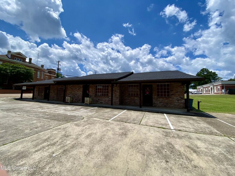 2405 Columbia Ave, Prentiss, MS à vendre - Photo de l’immeuble – Image 2 sur 7