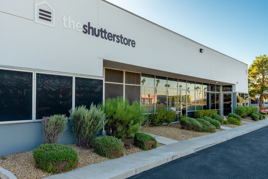 6000 S Eastern Ave, Las Vegas, NV à louer - Photo de l’immeuble – Image 3 sur 6