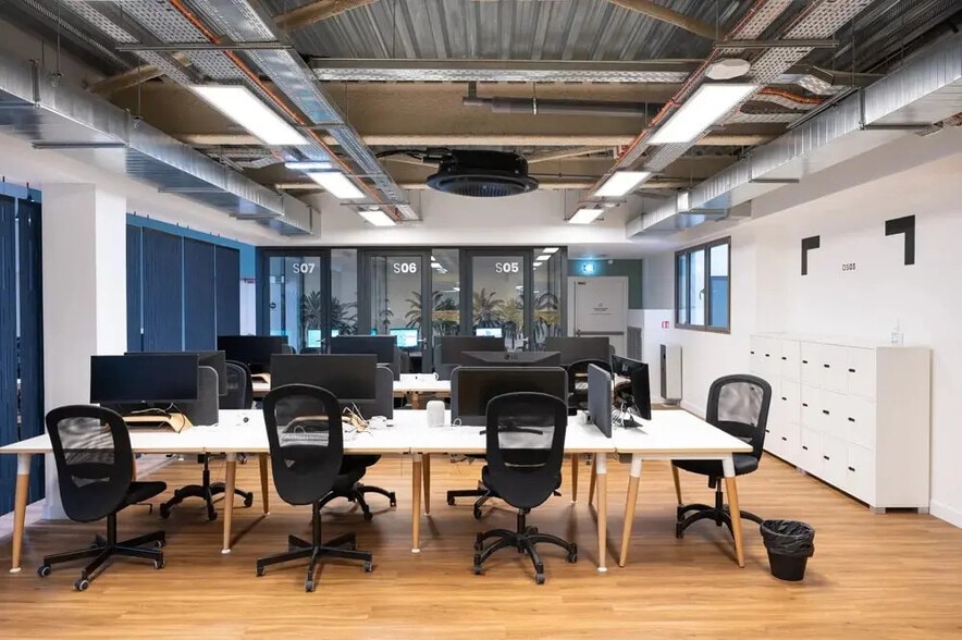 Bureau dans Paris à louer - Photo de l’immeuble – Image 2 sur 15
