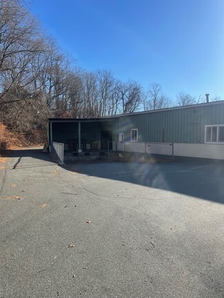 Plus de détails pour 74 College St, Warwick, RI - Industriel/Logistique à vendre