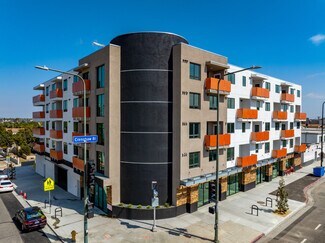 Plus de détails pour 5300 Crenshaw Blvd, Los Angeles, CA - Local commercial à louer