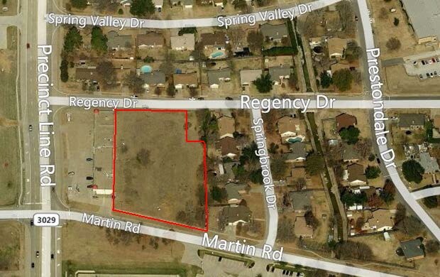 Regency Dr, Hurst, TX à vendre - Photo principale – Image 1 sur 2