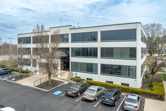Plus de détails pour 800 S Main St, Mansfield, MA - Bureau à louer