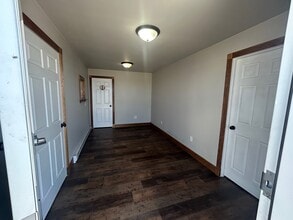 909 Dally Ridge Rd, Laramie, WY à louer Photo intérieure– Image 2 sur 11