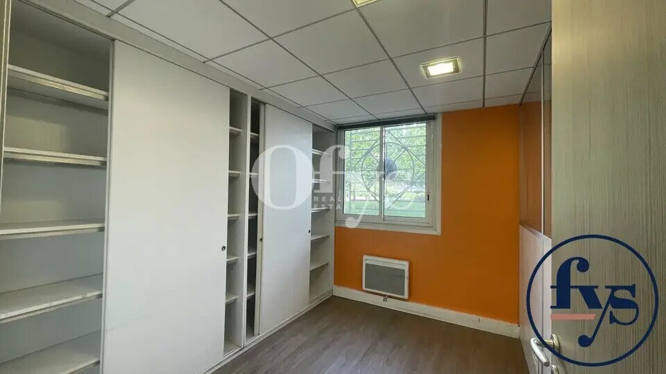 Bureau dans Lyon à louer - Photo de l’immeuble – Image 3 sur 10