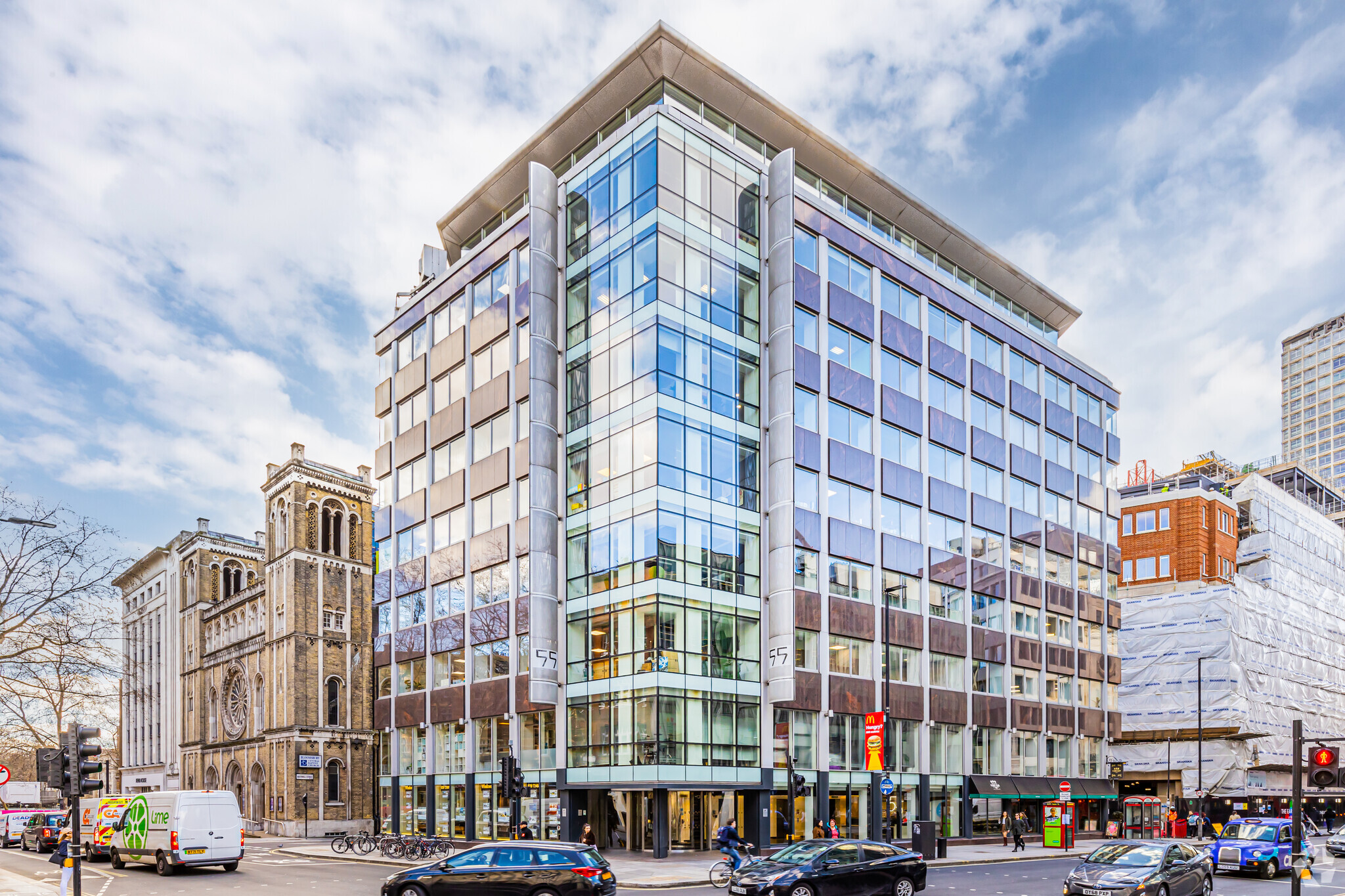 55 New Oxford St, Londres à louer Photo de l’immeuble– Image 1 sur 10