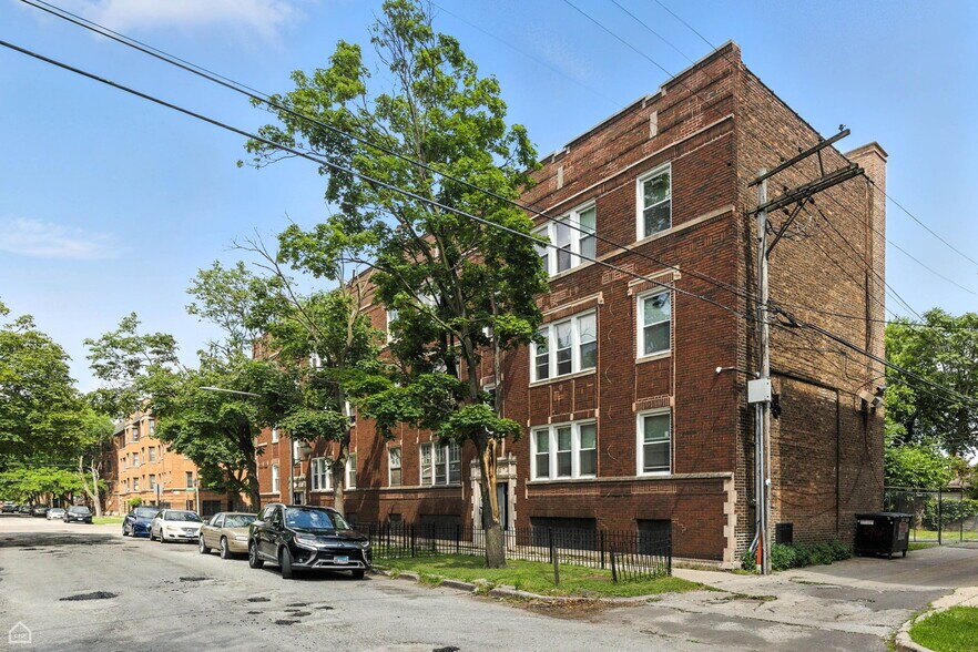 936 E 80th St, Chicago, IL à vendre - Photo de l’immeuble – Image 2 sur 28