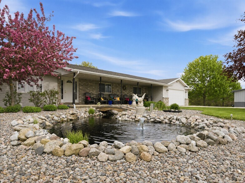 8520 Gass Lake Rd, Newton, WI à vendre - Photo de l’immeuble – Image 2 sur 39