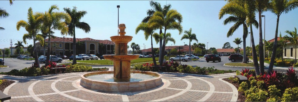 295 NW Peacock Blvd, Port Saint Lucie, FL à vendre - Photo de l’immeuble – Image 3 sur 3