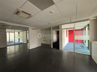 Plus de détails pour Local commercial à louer