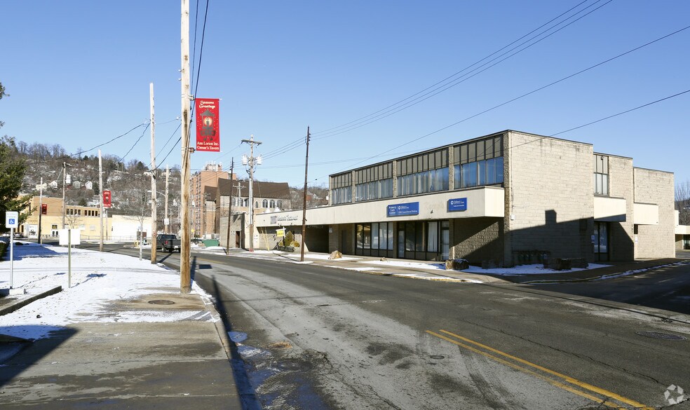 104-202 Penn Plz, Turtle Creek, PA à louer - Photo de l’immeuble – Image 3 sur 6
