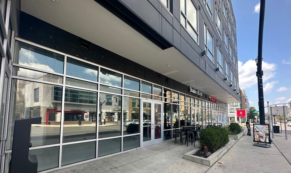 1525-1541 N High St, Columbus, OH à louer - Photo de l’immeuble – Image 2 sur 44