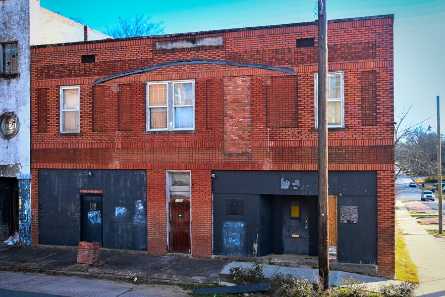 3823 W 13th St, Little Rock, AR à vendre - Photo de l’immeuble – Image 2 sur 6