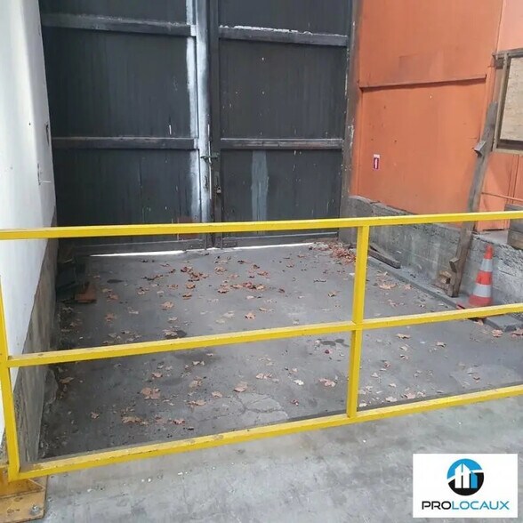 Local d'activités dans Voiron à vendre - Photo de l’immeuble – Image 2 sur 3