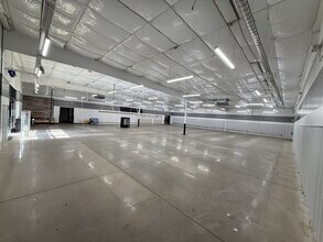 2075 Ferry Ave, Camden, NJ à louer Photo intérieure– Image 2 sur 4