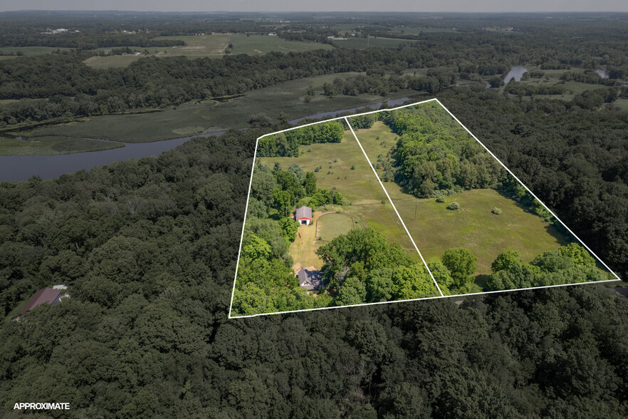 2435 108th Ave, Otsego, MI à vendre - Photo principale – Image 1 sur 57