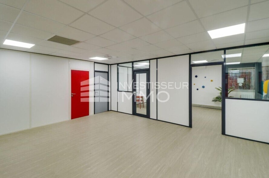 Bureau dans Villiers Sur Marne à louer - Photo intérieure – Image 1 sur 3